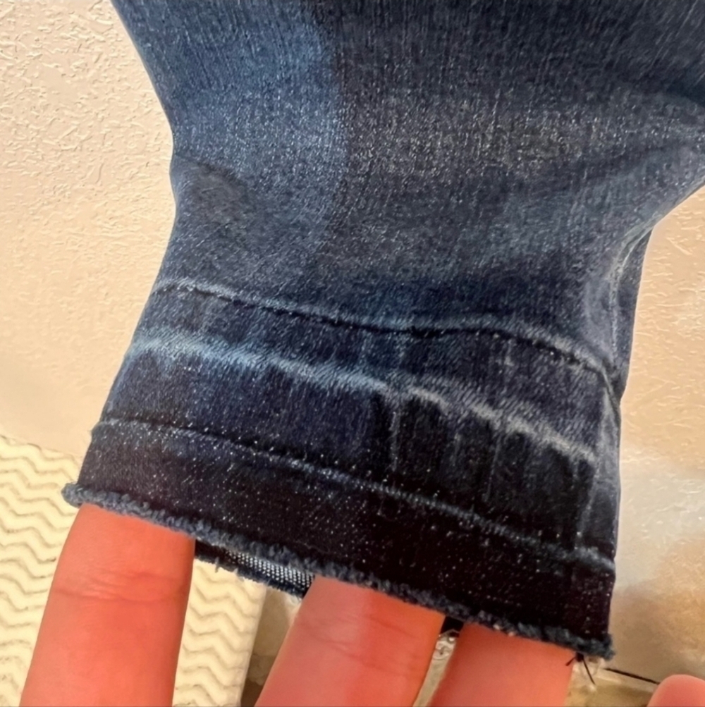 NWT Spanx Distressed High Rise Raw Hem Ankle Skinny Jeans Size Medium - Picture 9 of 9